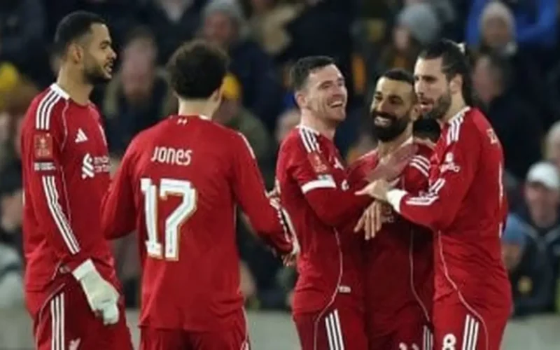 ليفربول يقرر رفع أسعار تذاكر ملعب أنفيلد تدريجياً على مدار 3 مواسم